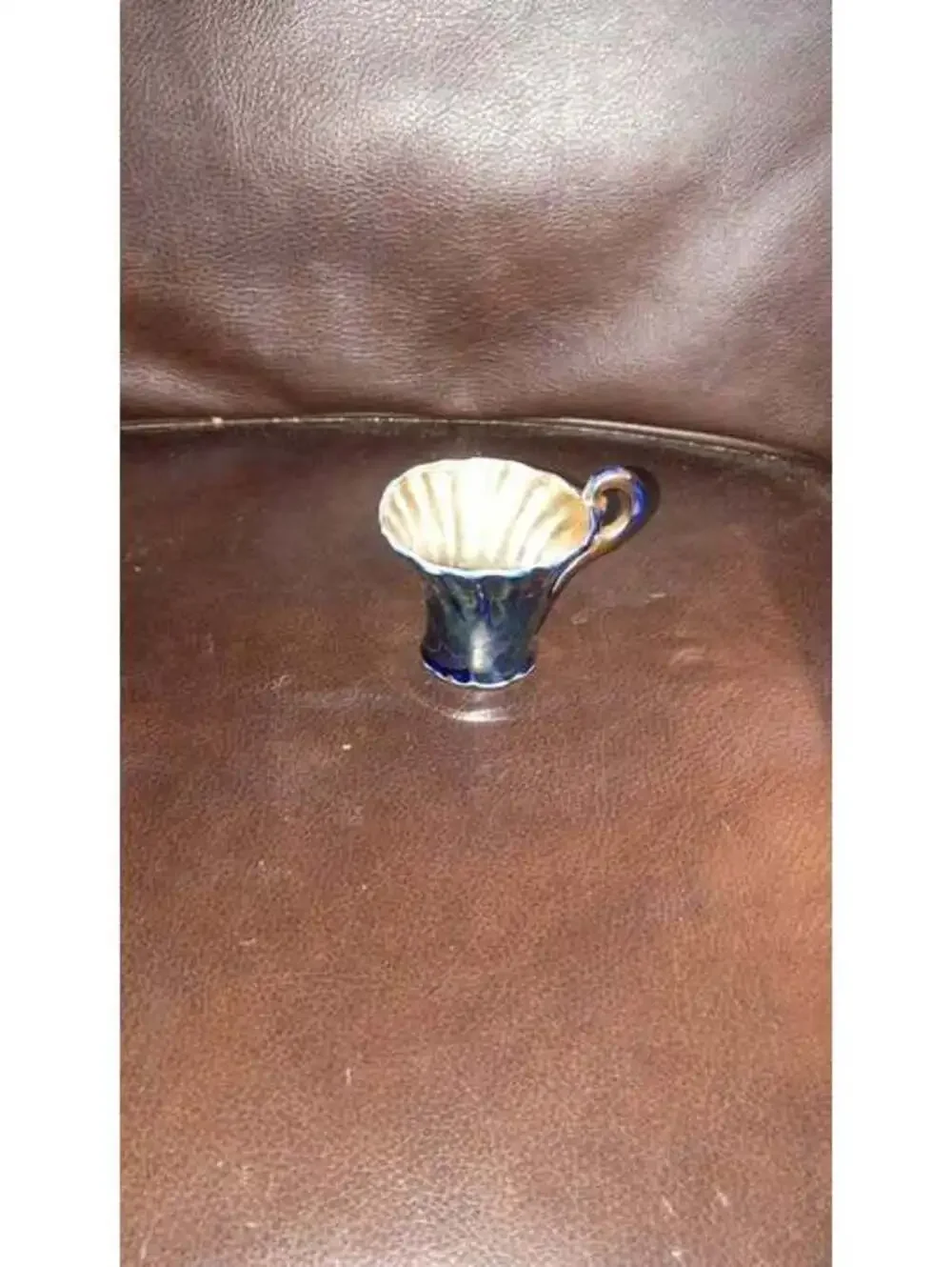 Seashell blue teacup